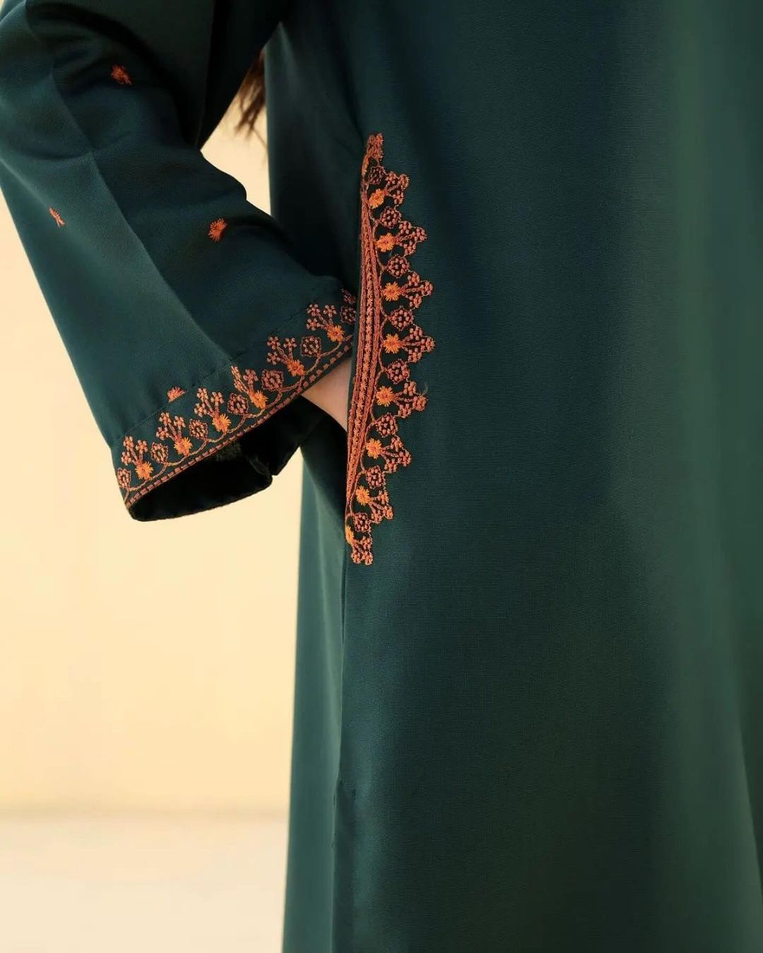 Luxury Embroidered Grace 2-Piece Stitched
